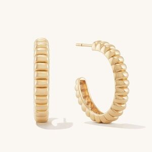 Mejuri Large Charlotte Hoops